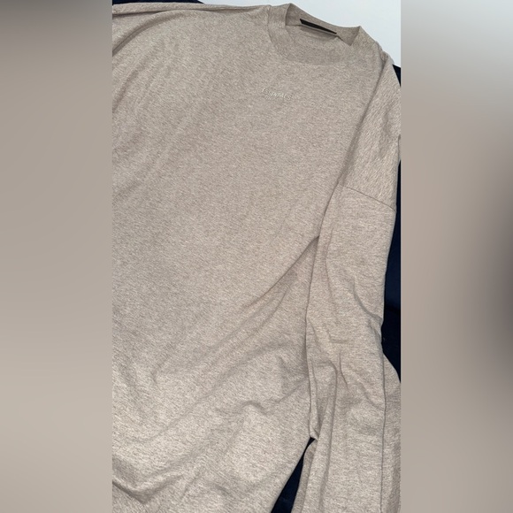 essentials grey - Picture 3 of 3